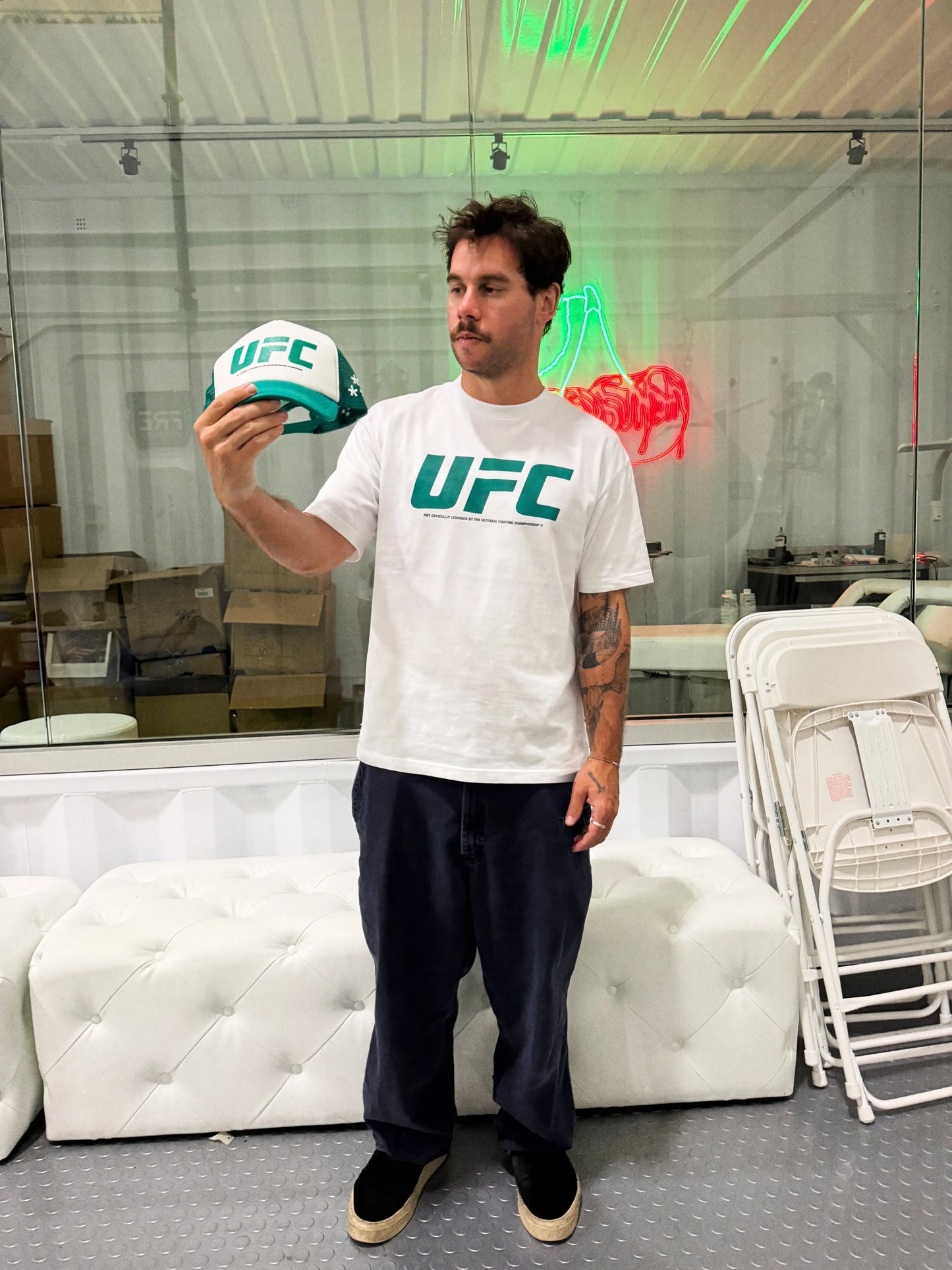 UFC LOGO TEE Bloody Sunday